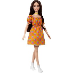 Кукла Barbie Fashionistas GRB52