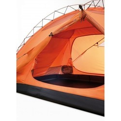 Палатки Ferrino Makalu 3