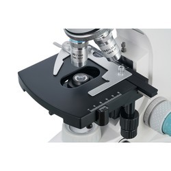Микроскоп Levenhuk D900T