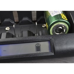 Зарядка аккумуляторных батареек Soshine CD1