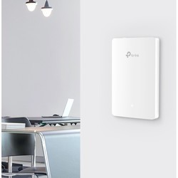 Wi-Fi адаптер TP-LINK Omada EAP615-Wall