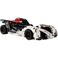 Конструктор Lego Formula E Porsche 99X Electric 42137
