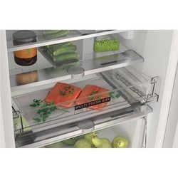 Встраиваемые холодильники Whirlpool WHC18 T322