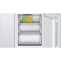 Встраиваемые холодильники Bosch KIN 86NFF0