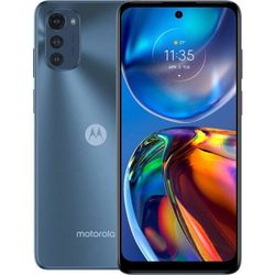 Мобильные телефоны Motorola Moto E32