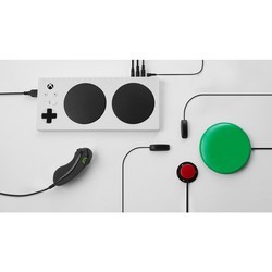 Игровые манипуляторы Microsoft Xbox Adaptive Controller