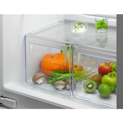 Встраиваемые холодильники Electrolux ENT 3LF18 S