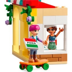 Конструкторы Lego Heartlake City Pizzeria 41705