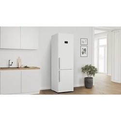 Холодильники Bosch KGN39AWCTG