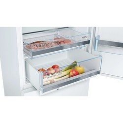 Холодильники Bosch KGE49AWCAG