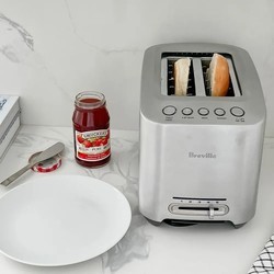 Тостеры, бутербродницы и вафельницы Breville Die-Cast BTA820XL