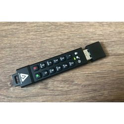USB-флешки Apricorn Aegis Secure Key 3Z 64Gb