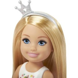 Куклы Barbie Princess Adventure Chelsea Pet Castle Playset GML73