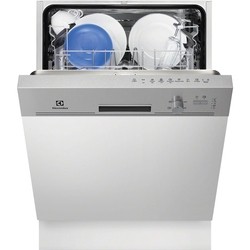 Встраиваемая посудомоечная машина Electrolux ESI 6200