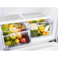 Холодильники Samsung RF18A5101WW белый