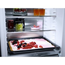 Встраиваемые холодильники Miele K 7743 E
