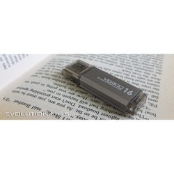 USB-флешки Verico Evolution Lite S 16Gb