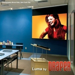 Проекционный экран Draper Luma 305/120"