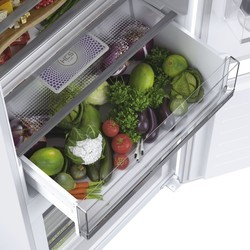 Встраиваемые холодильники Haier HE 7195 BCMW