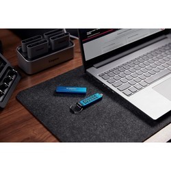 USB-флешки Kingston IronKey Keypad 200C 8&nbsp;ГБ