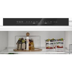 Встраиваемые холодильники Siemens KI 96NVFD0