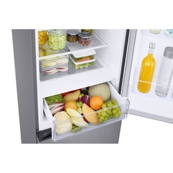 Холодильники Samsung RB38C672ESA серебристый
