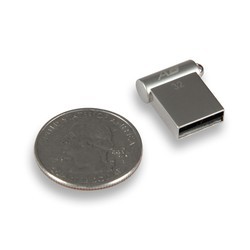 USB-флешки Patriot Memory Autobahn 8Gb