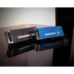 USB-флешки Kingmax UI-06 16Gb