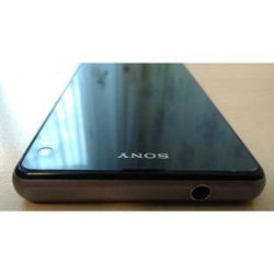 Мобильный телефон Sony Xperia Z1 Compact (черный)