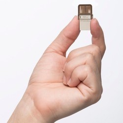 USB Flash (флешка) Kingston DataTraveler microDuo 8Gb