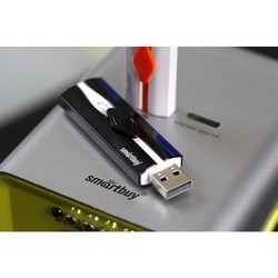 USB Flash (флешка) SmartBuy Comet