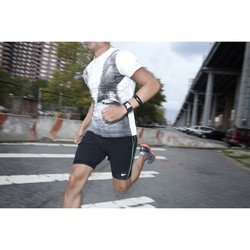 Смарт часы и фитнес браслеты Nike SportWatch GPS