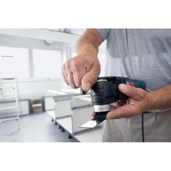 Многофункциональный инструмент Bosch GOP 300 SCE Professional 0601230502