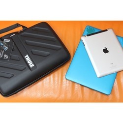 Сумка для ноутбуков Thule Gauntlet MacBook Pro