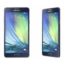 Мобильный телефон Samsung Galaxy A7 (синий)