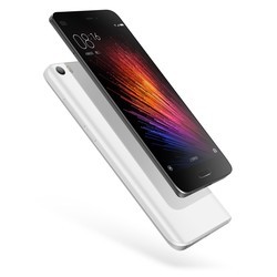 Мобильный телефон Xiaomi Mi 5 32GB (золотистый)