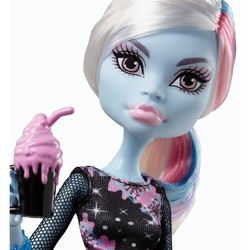 Куклы Monster High Coffin Bean Abbey Bominable BHN05