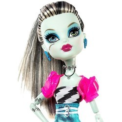 Куклы Monster High Dawn of the Dance Frankie Stein CBX62