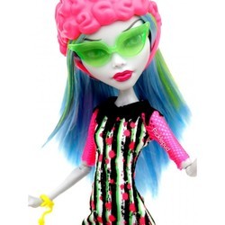 Кукла Monster High Roller Maze Ghoulia Yelps X3675