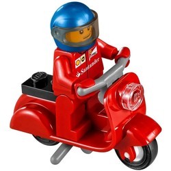 Конструктор Lego F14 T and Scuderia Ferrari Truck 75913