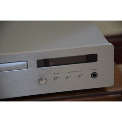 CD-проигрыватель Magnat MCD 850