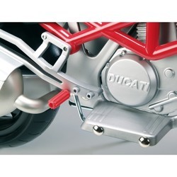 Детский электромобиль Peg Perego Ducati Monster