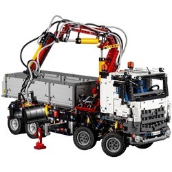 Конструктор Lego Mercedes-Benz Arocs 42043