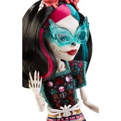Кукла Monster High Scaritage Skelita Calaveras CBX72