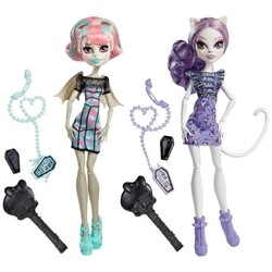 Кукла Monster High Ghoul Chat Rochelle Goyle and Catrine DeMew CBX57