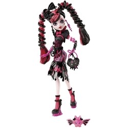 Кукла Monster High Sweet Screams Draculaura BHN01
