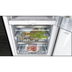 Встраиваемый холодильник Siemens KI 42FAD30