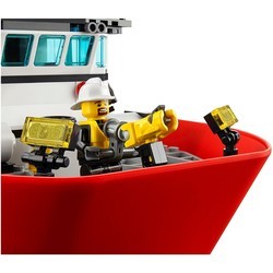 Конструктор Lego Fire Boat 60109