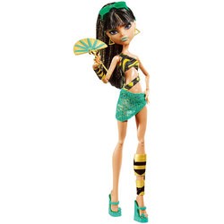 Кукла Monster High Gloom Beach Cleo De Nile T7990