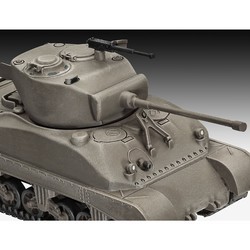 Сборная модель Revell M4A1 Sherman (1:72)